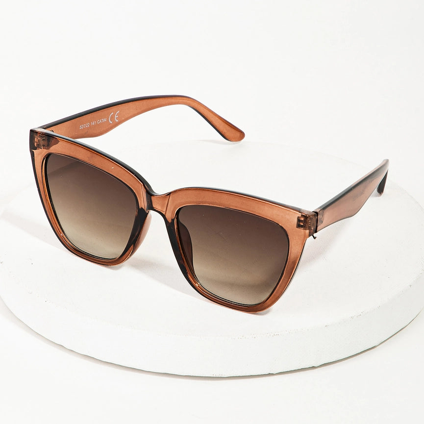 The Frenchie Cat Eye